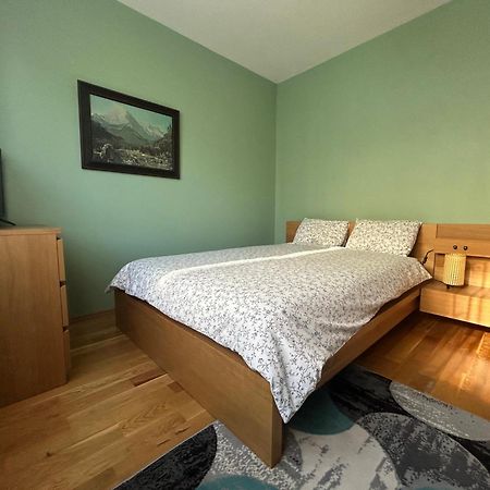 Apartament Quiet Enclave Near The Airport Wrocław Zewnętrze zdjęcie