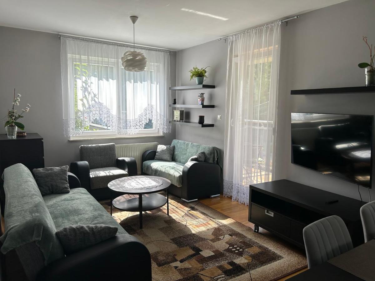 Apartament Quiet Enclave Near The Airport Wrocław Zewnętrze zdjęcie